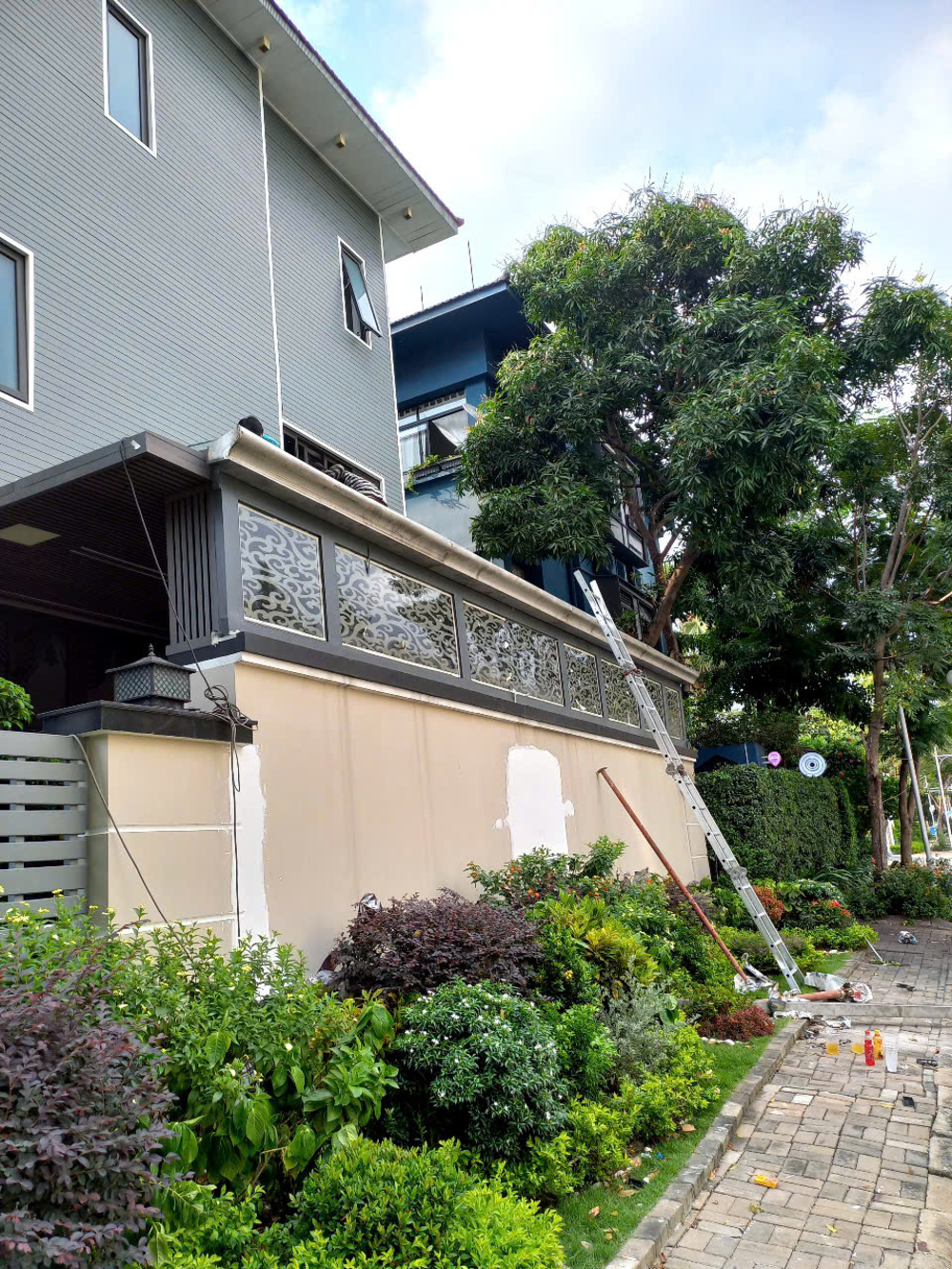 dịch vụ sửa máng xối tận nhà tại TpHCM 