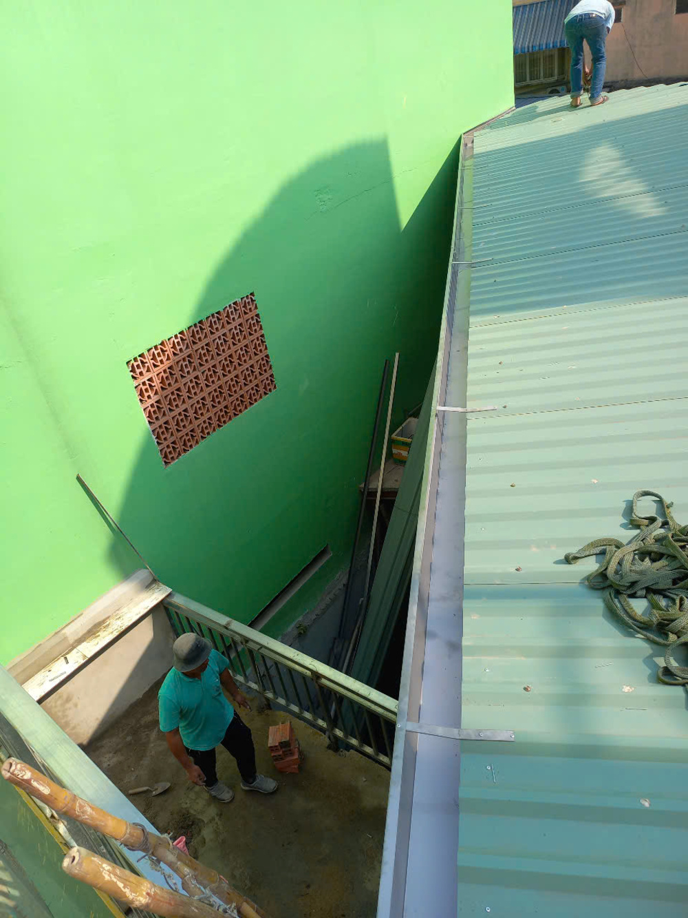 dịch vụ sửa máng xối tận nhà tại TpHCM 