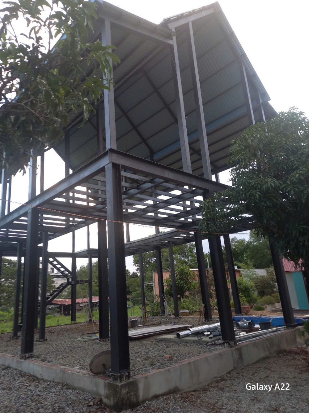 Lắp đặt mái nhà tiền chế tại TPHCM