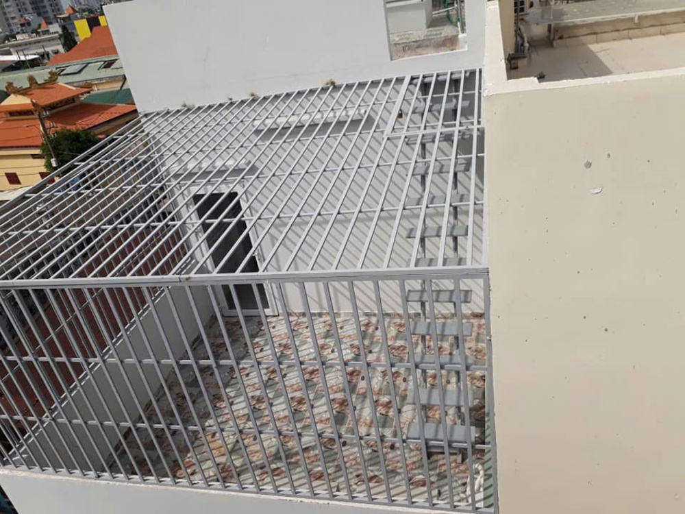 Lắp đặt mái nhà tiền chế tại TPHCM